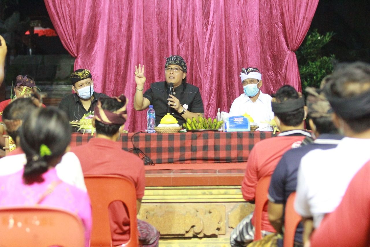 podiumnews.com-Bupati Giri Prasta Komitmen Tuntaskan Pembangunan Fasilitas Publik